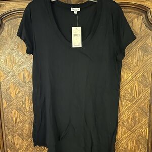 NWT Splendid black round neck t shirt-large